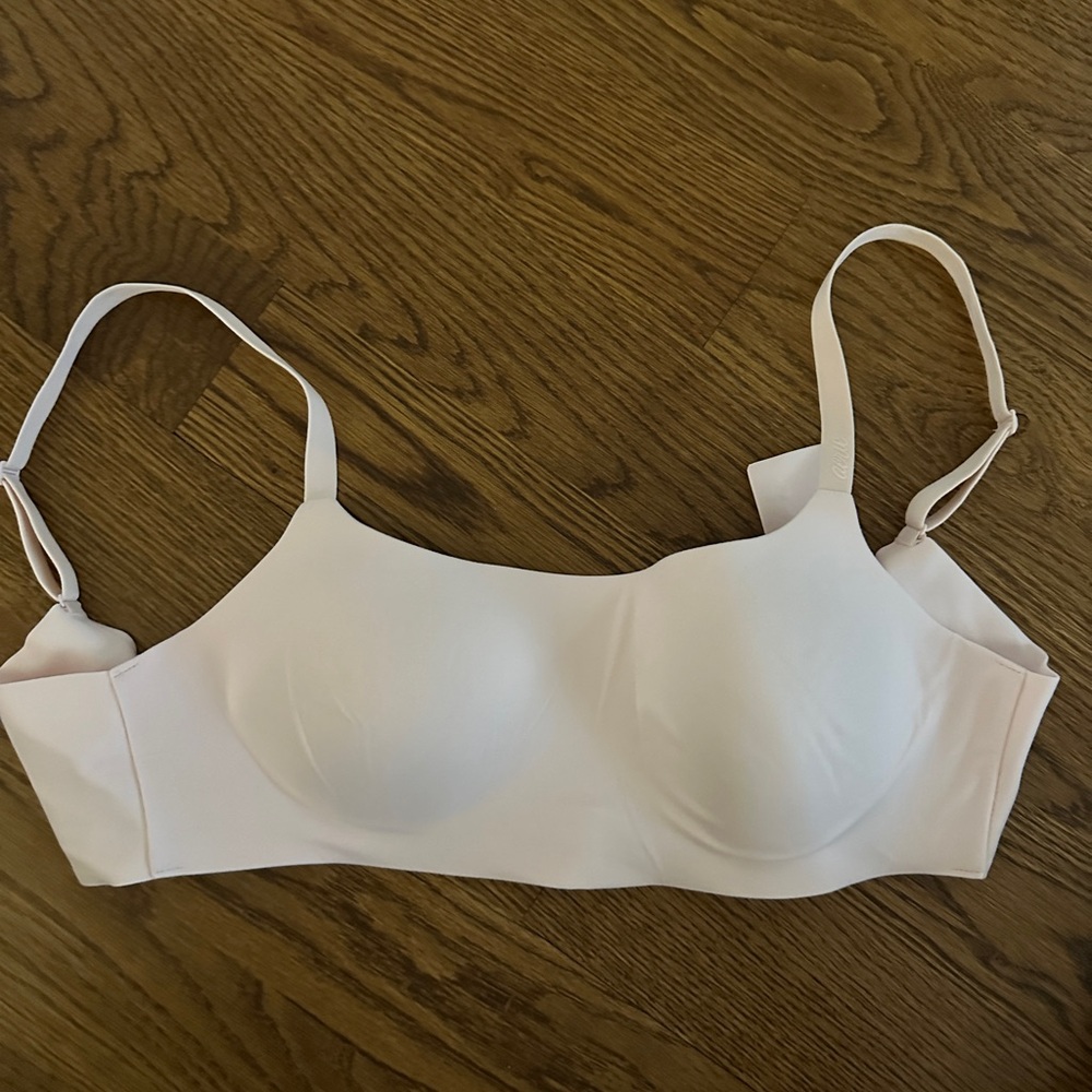 Wireless smoothies pink Women's Bra